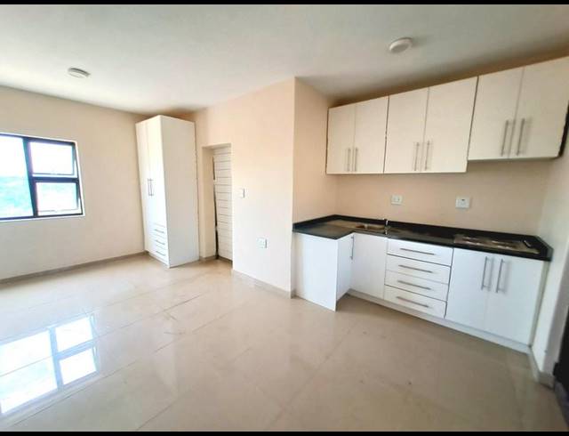 1 BEDROOM PROPERTY TO RENT IN NAZARETH